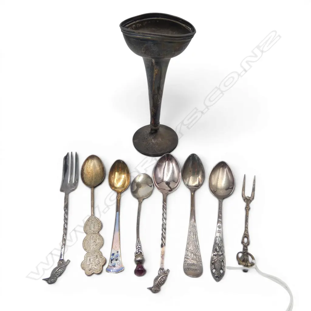8 STG SILVER TEASPOONS ETC 78gms (SMALL FORK 800) + WEIGHTED VASE H.120mm AF Image 1++