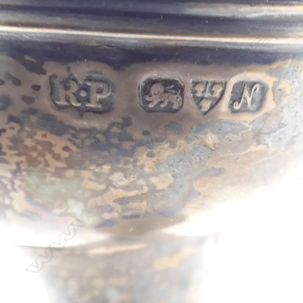8 STG SILVER TEASPOONS ETC 78gms (SMALL FORK 800) + WEIGHTED VASE H.120mm AF Image 1++