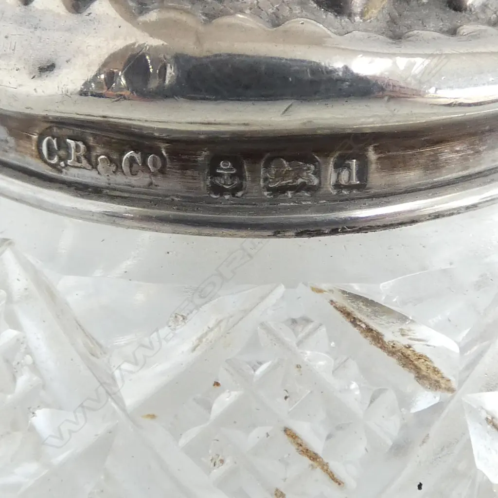 6 PCES STG SILVER, PR PEPPERETTES, 2 DISHES, 2 LIDDED CONTAINERS 102gms SOME FAULTS Image 1++