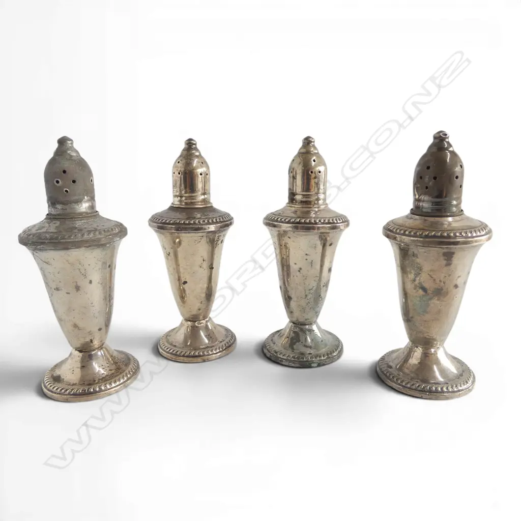 4 AMERICAN STERLING PEPPERETTES glass lined weighted bases. 440gms total Image 1++