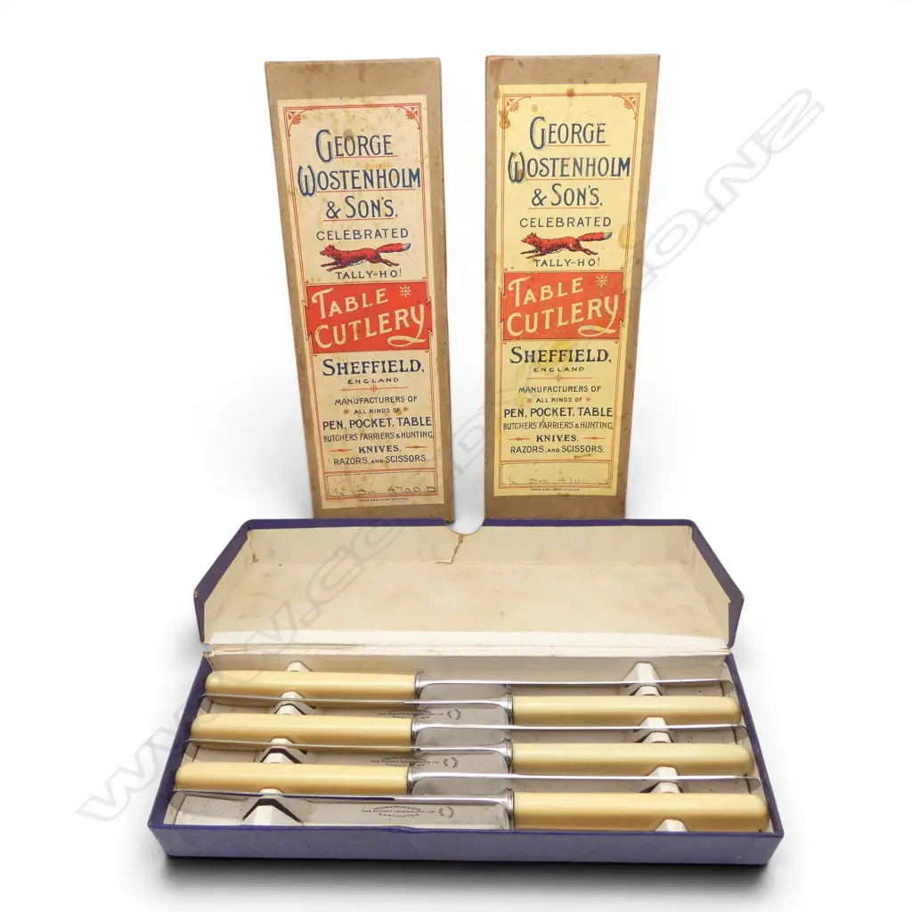 3 BOXES OF IVORINE 'BONE' HANDLED KNIVES L.200mm Image 1++
