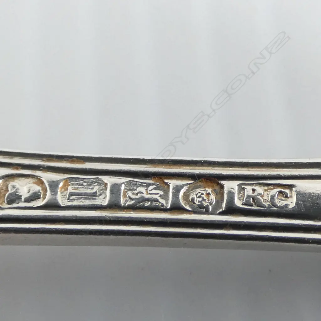 3 STG SILVER TEASPOONS, LONDON 1884 118gms Image 1++