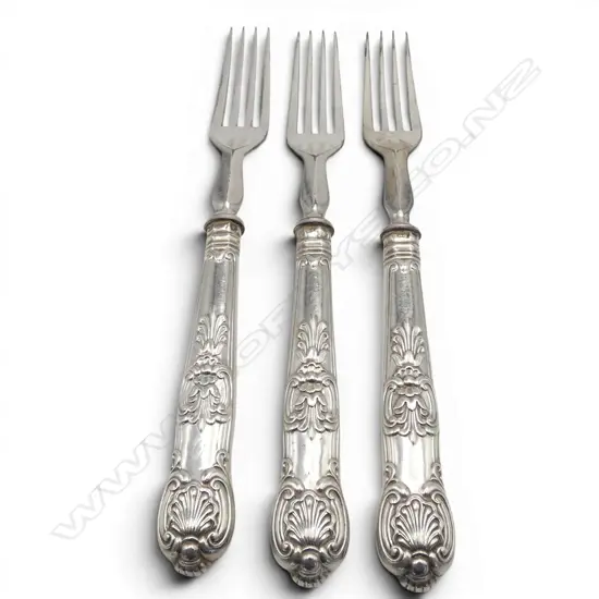 Set of 3 silver King's pattern handled fruit forks plated blades,
