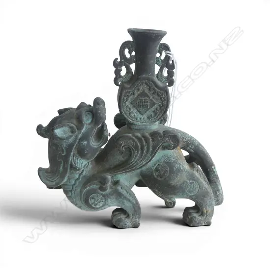 METAL ORIENTAL WINGED MYSTICAL CREATURE H.130mm