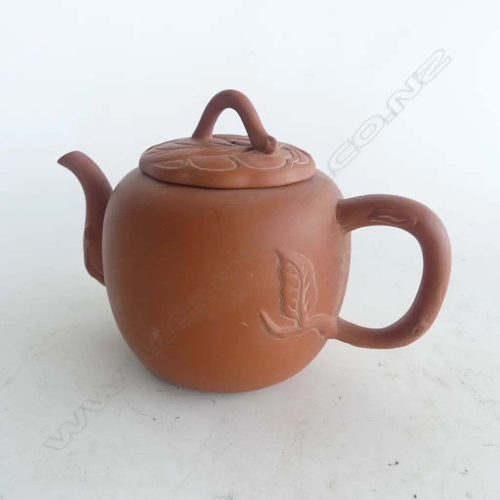 2 CHINESE YIXING WARE TEAPOTS + 2 CUPS Image 1++