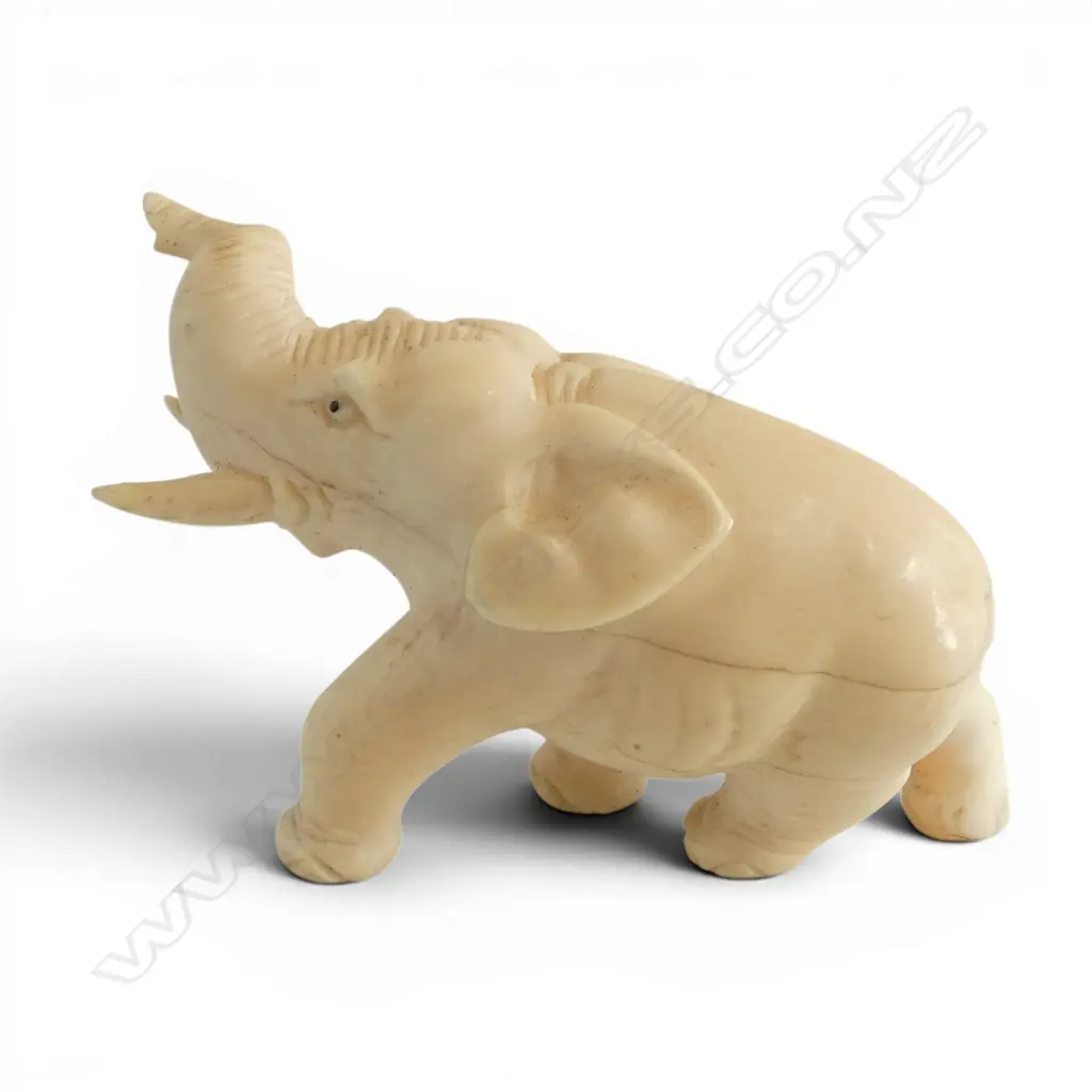 OLD SML CARVED IVORY ELEPHANT, H.40x65mm Image 1++