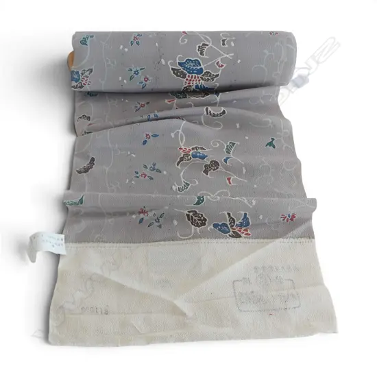 Unused 1980's NISHIJIN TEXTILE (Kyoto) JAPANESE SILK ROLL L.12M W.370mm. New old stock