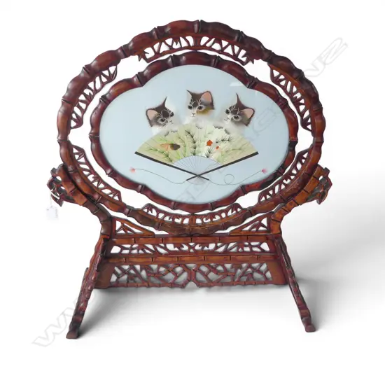 LARGE DOUBLE SIDED FRAMED CHINESE CAT EMBROIDERY ON CARVED WOOD STAND  H570 L620 ORIGINAL BOX