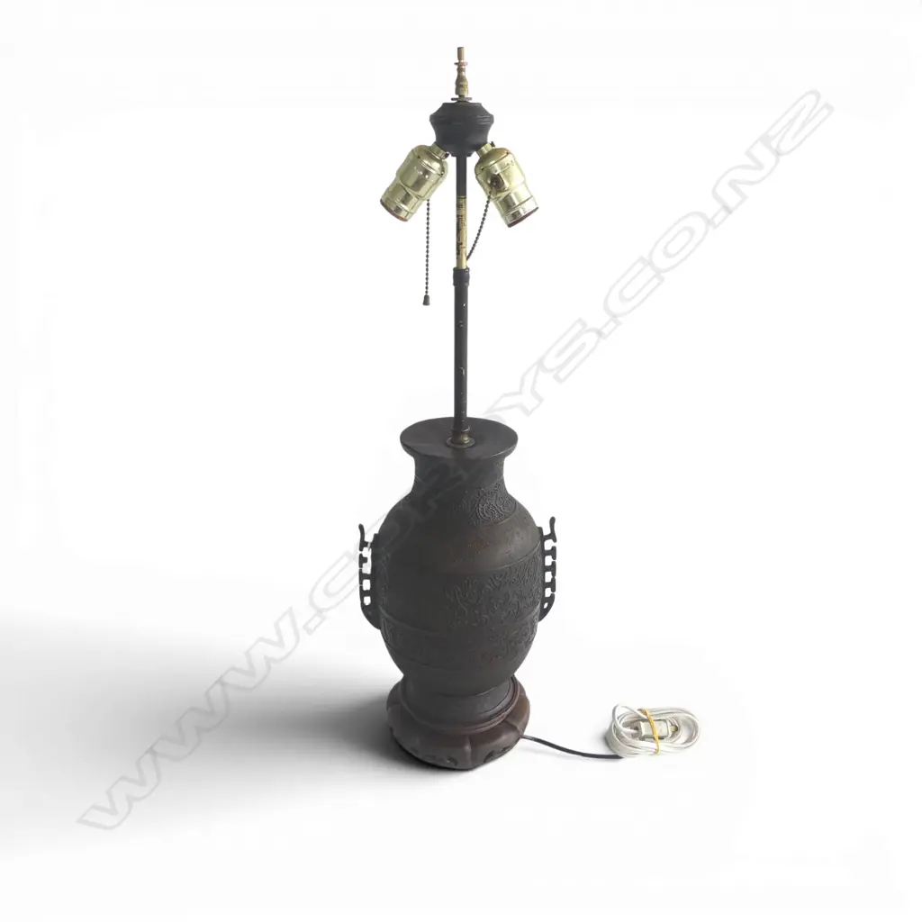 ORIENTAL ARCHAIC STYLE TABLE LAMP H.700mm Image 1++