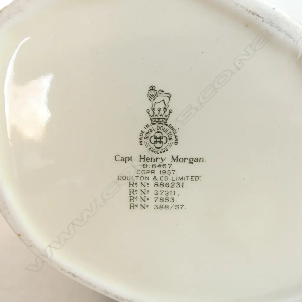 2 LARGE SIZE RD CHARACTER JUGS ATHOS  & CAPT MORGAN H190MM  CHIP TO ATHOS Image 1++