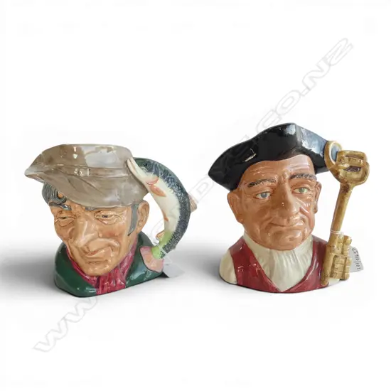 2 LARGE SIZE ROYAL DOULTON CHARACTER JUGS WILLIAMSBURG GAOLER & THE POACHER H170MM