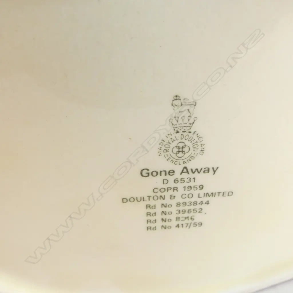2 LARGE SIZE RD CHARACTER JUGS GONE AWAY &BOOTMAKERH190MM Image 1++
