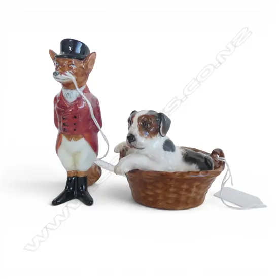 ROYAL DOULTON GENTLEMAN FOX FIGURINE H.120mm + RD DOG IN A BASKET