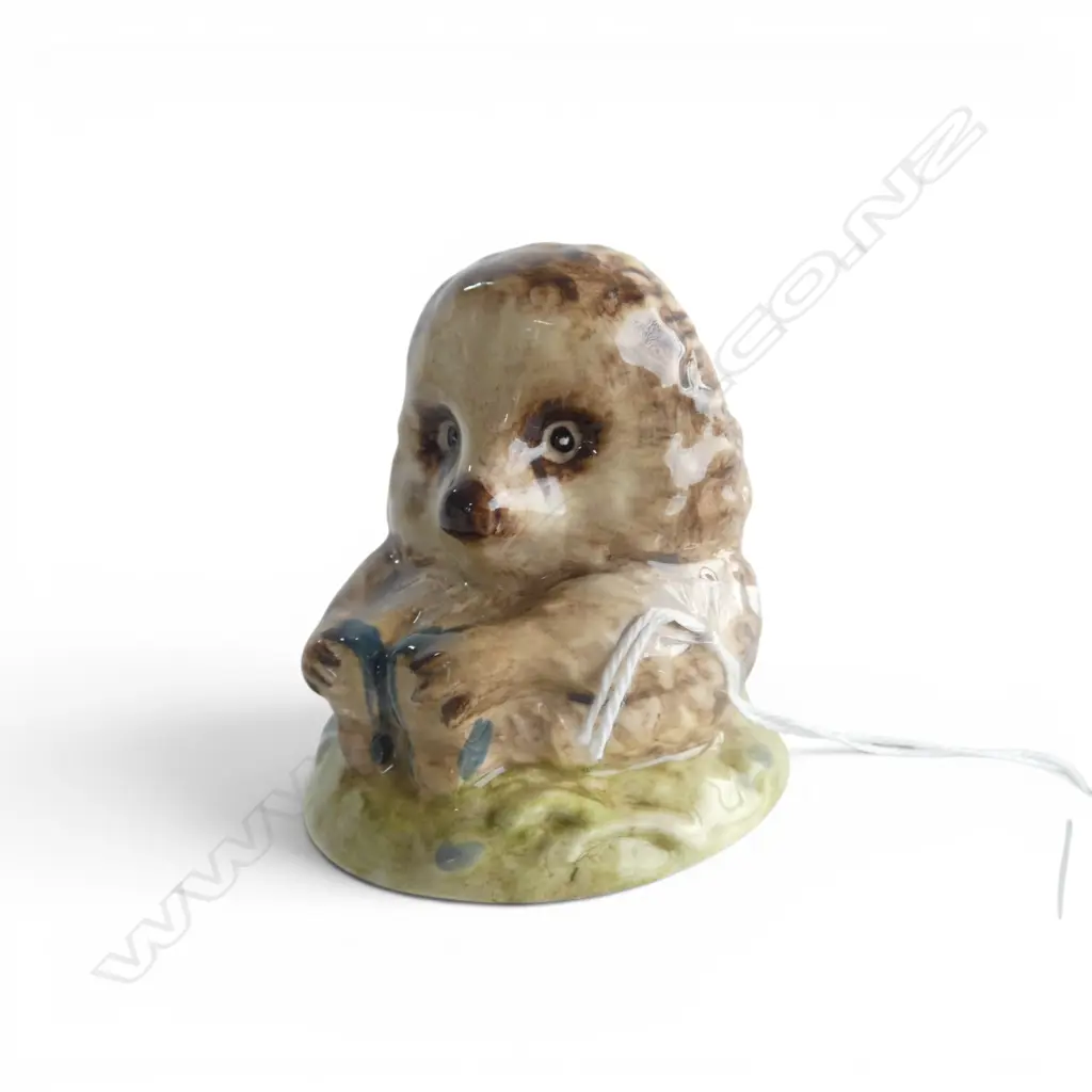 BESWICK BEATRIX POTTER 'OLD MR PICKLEPIN', H.60mm, brown backstamp 1973-1988 Image 1++
