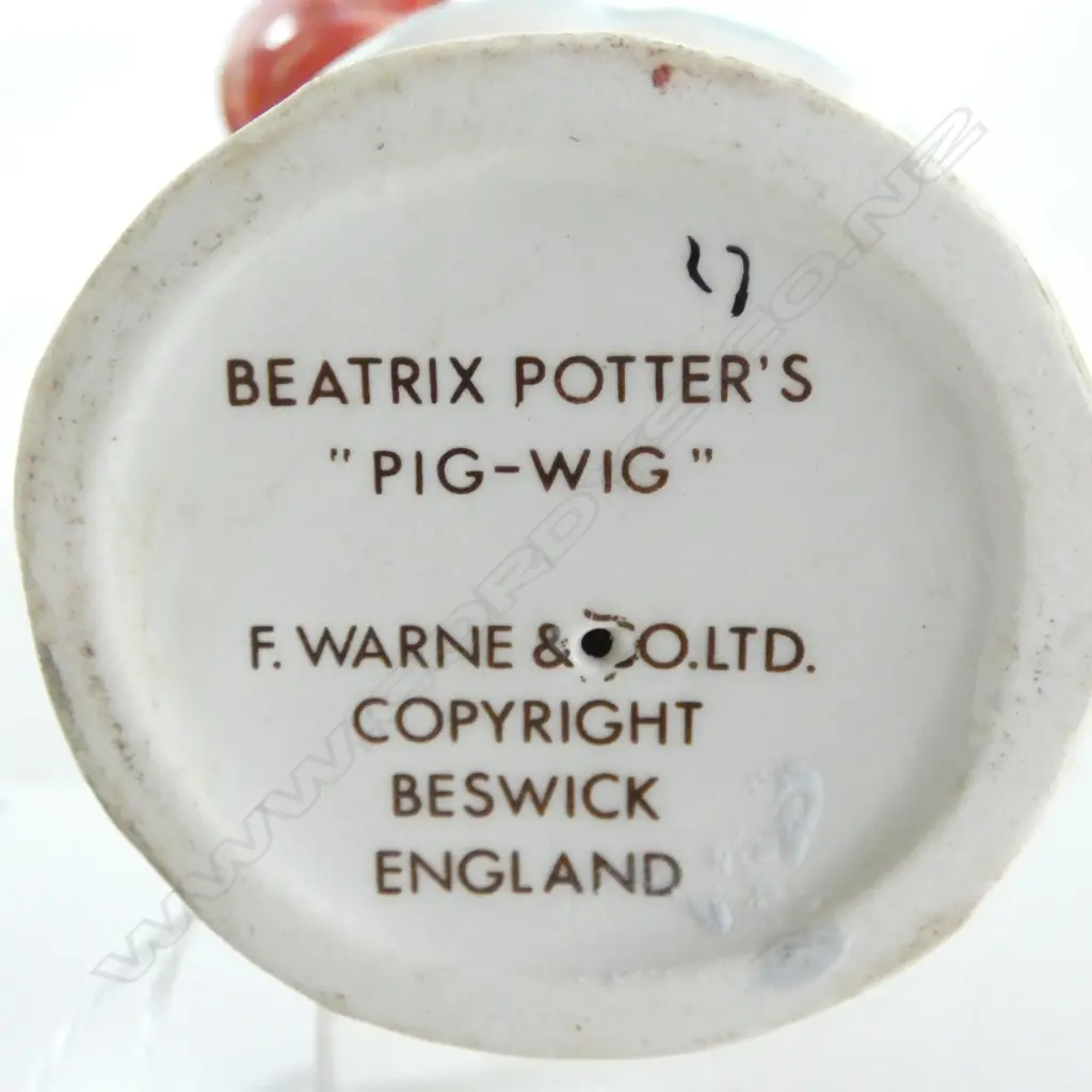BESWICK BEATRIX POTTER 'PIG WIG', H.100mm, brown backstamp Image 1++