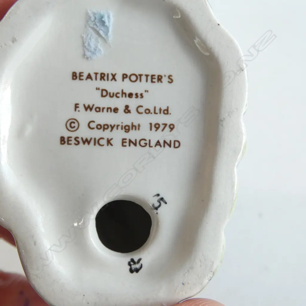 BESWICK BEATRIX POTTER 'DUCHESS', H.90mm brown backstamp Image 1++