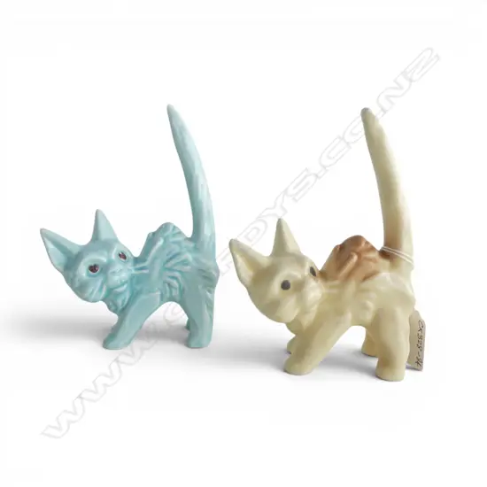 2 SYLVAC SCAREDY CATS #1041, BLUE & YELLOW/BROWN, H.150mm 