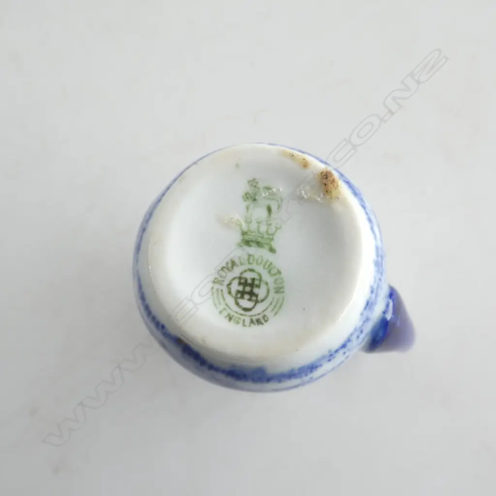 4 ROYAL DOULTON BLUE FLAMBE MINIATURES; squirrel, owl & lambs, H.40-60mm Image 1++
