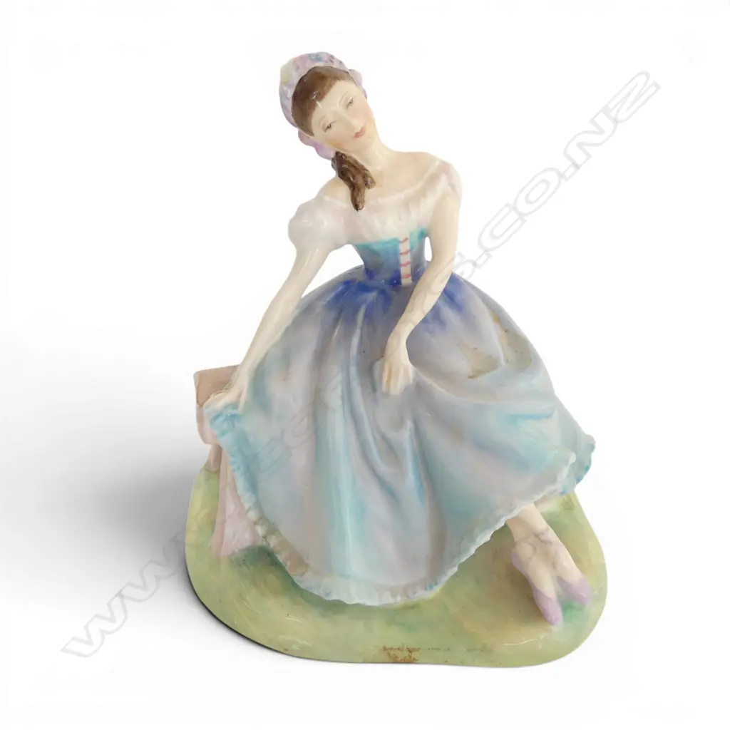 ROYAL DOULTON 'GISELLE' FIGURINE H.160mm Image 1++