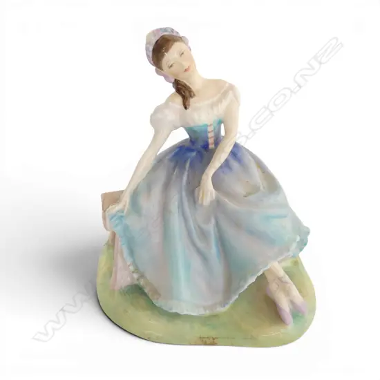 ROYAL DOULTON 'GISELLE' FIGURINE H.160mm