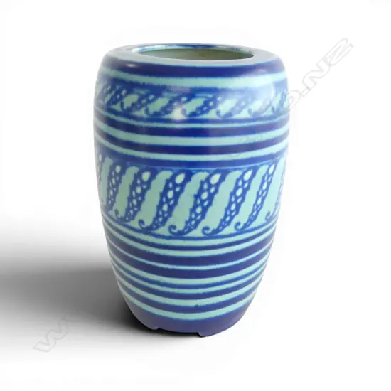 ROYAL DOULTON BLUE PAT. BARREL FORM VASE H.220mm