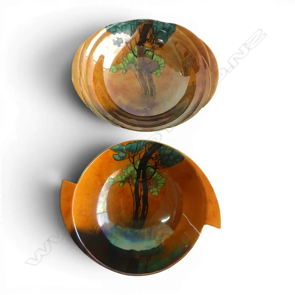 2 CARLTON WARE 'BUNNIES AT SUNSET' BOWLS Dia.270mm Image 1++
