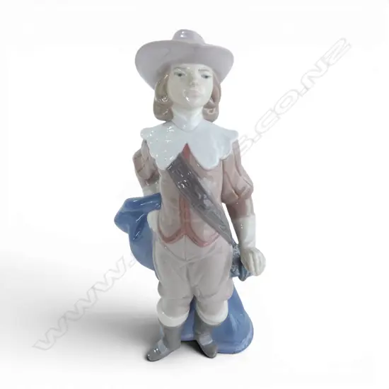 LLADRO MUSKETEER FIGURINE H.240mm