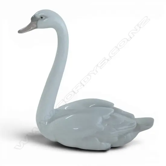 LLADRO SWAN FIGURINE H.215mm