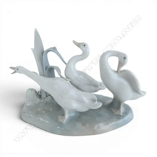 LLADRO 3 GEESE FIGURE GROUP W.120mm