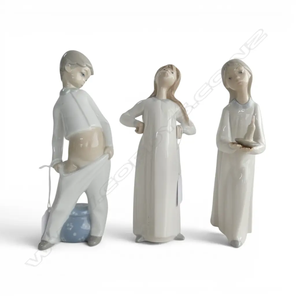 2 LLADRO + NAO FIGURINES H.230mm Image 1++