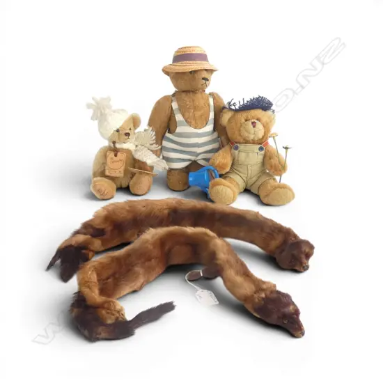3 VINTAGE TEDDY BEARS + 2 FURS