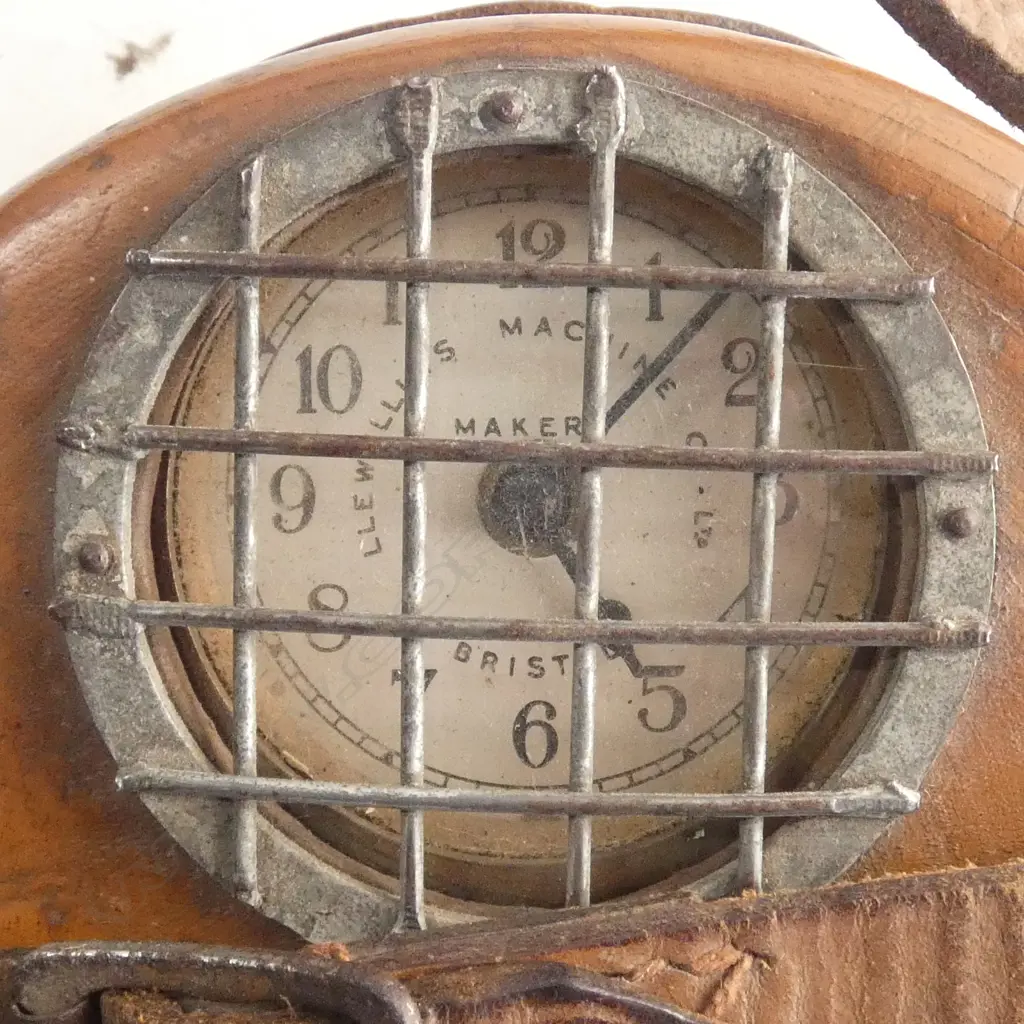 A vintage Llewellins Machine Co. Ltd. portable night watchman's clock, Image 1++