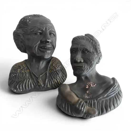 2 MAORI WALL HANGINGS H.250mm