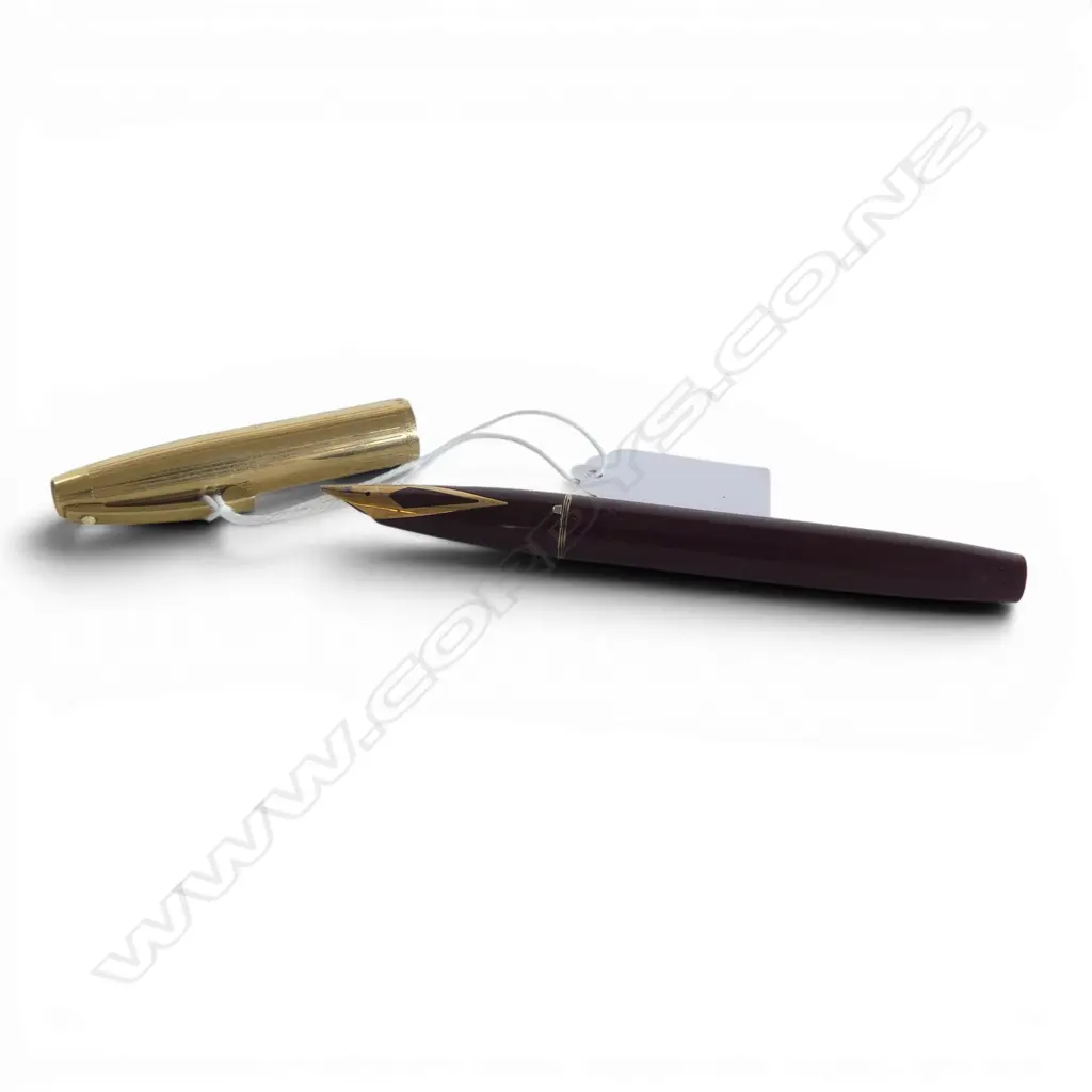SHEAFFER FOUNTAIN PEN, 14CT NIB Image 1++