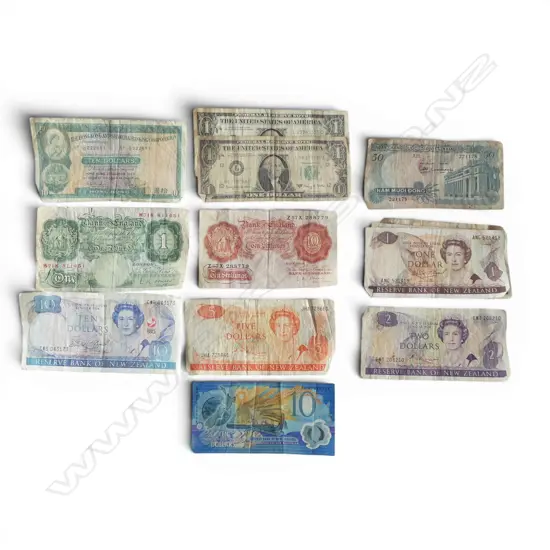 13 N.Z. & WORLD BANK NOTES Incl. N.Z. NEW MILLENIUM $10 BILL