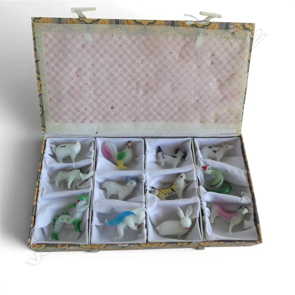 CASED SET OF 12 MINIATURE GLASS ANIMALS L.60mm Image 1++