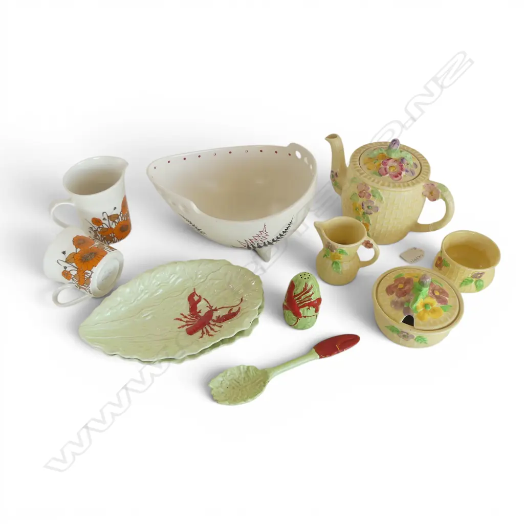 11 PCES ASST. DECO CHINA Image 1++