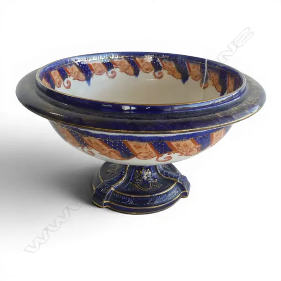 ROYAL DOULTON PEDASTAL BOWL H.170mm