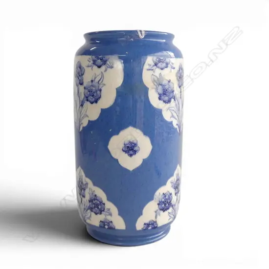 LG MOORCROFT VASE H.300mm REPAIRS