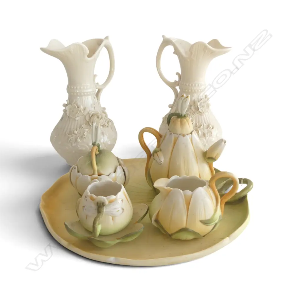 5 PCE TEA LILY THEMED SET + PR BELLEEK JUGS H.225mm Image 1++