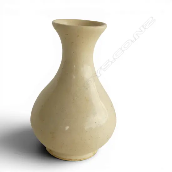ORIENTAL VASE, CREAM GLAZE H.115mm