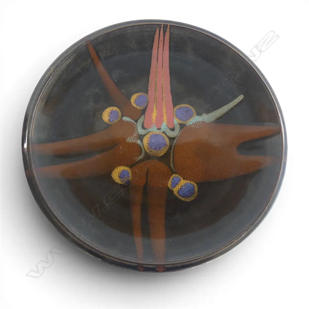 BRIAN GARTSIDE LG POTTERY CHARGER Dia.425mm Image 1++