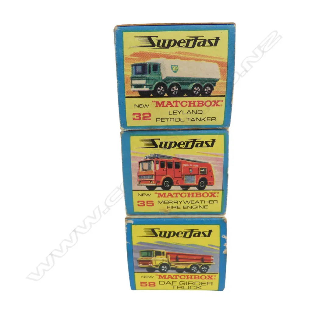 3 BOXED MATCHBOX MODELS; LEYLAND PETROL TANKER, MERRYWEATHER FIRE ENGINE, DAF GRIDER TRUCK Image 1++