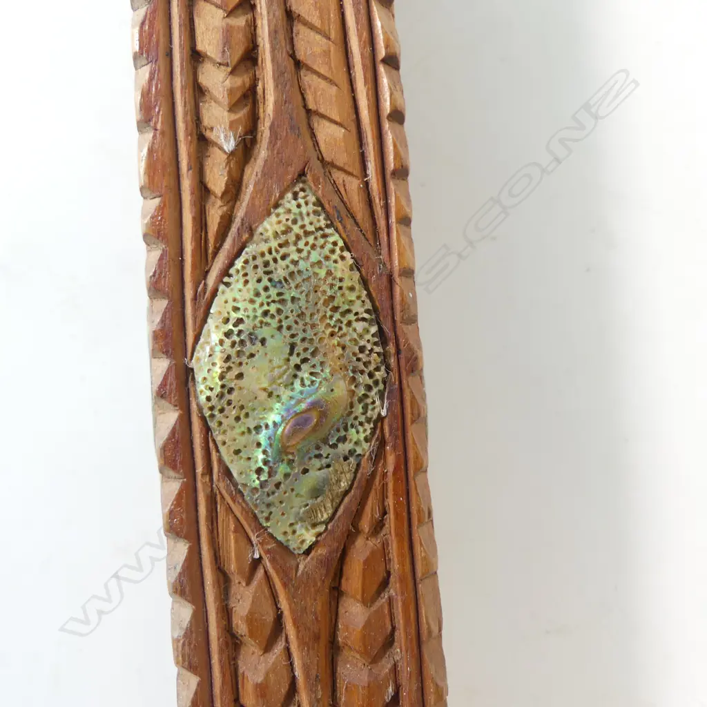 MAORI FOLK ART CARVED WALKING STICK paua inserts. L.1050mm Image 1++