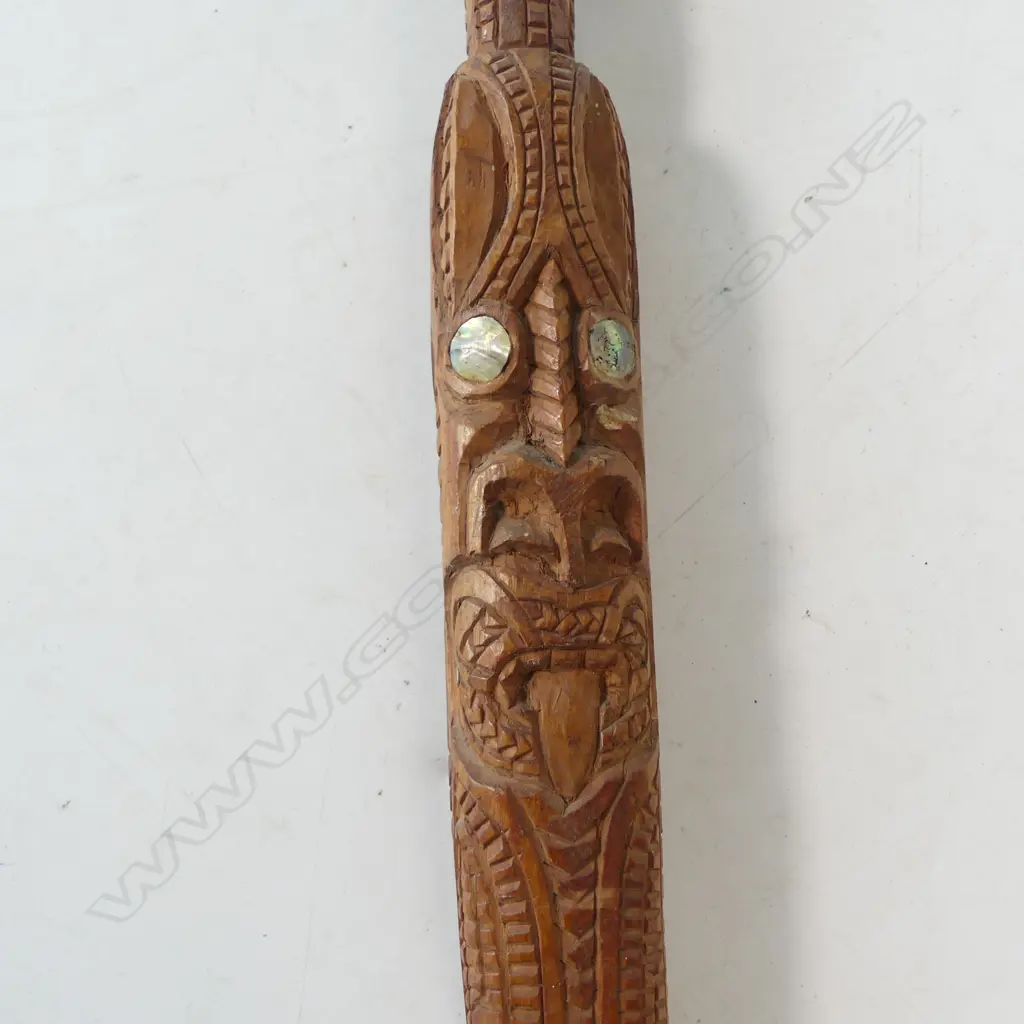 MAORI FOLK ART CARVED WALKING STICK paua inserts. L.1050mm Image 1++