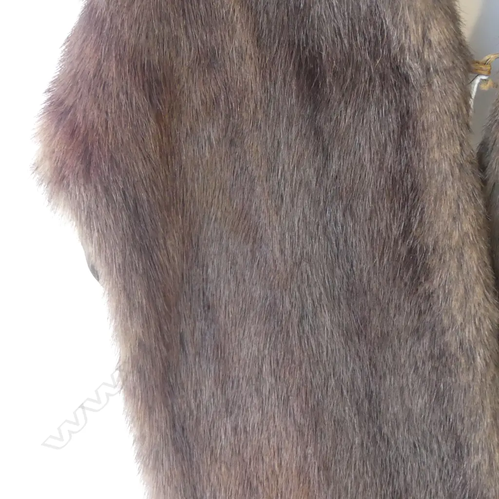 FUR STOLE Image 1++