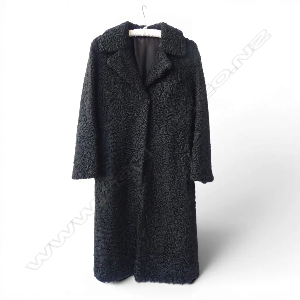 ASTRAKHAN COAT Image 1++