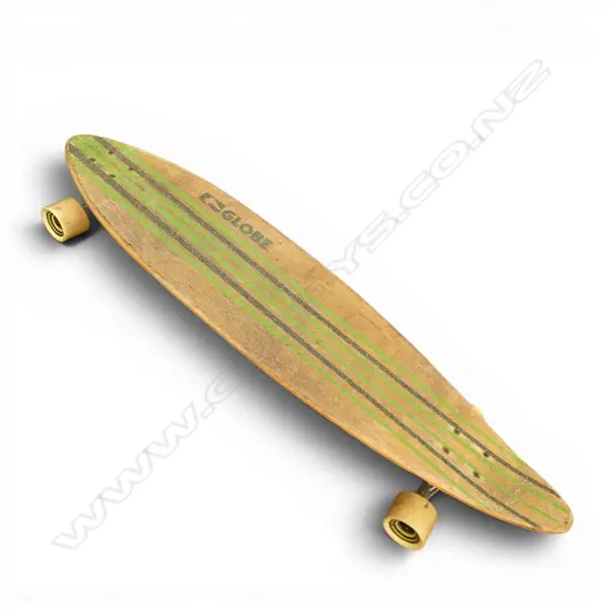 GLOBE PINNED LONGBOARD GREEN/WHITE 1100L x 260w MM