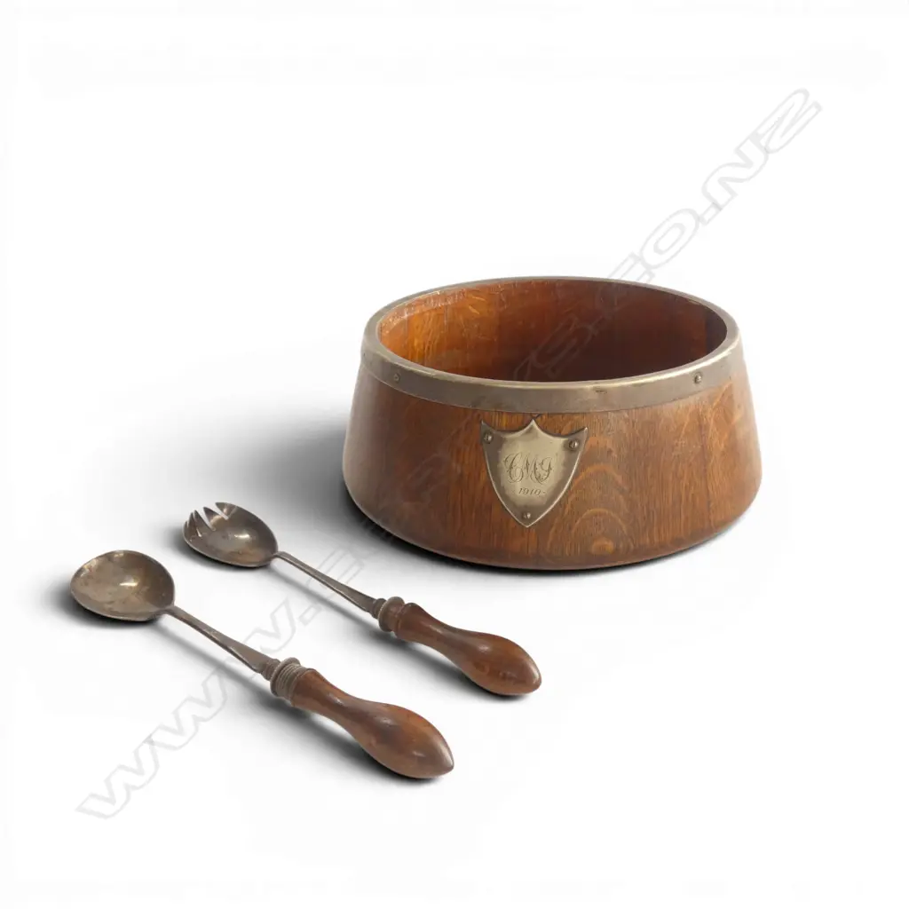 OAK PEDESTAL BOWL w. metal rim & monogrammed shield dated 1910 Dia.300mm w. PR SALAD SERVERS Image 1++