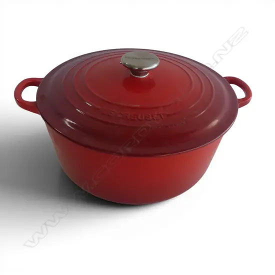 MODERN LE CREUSET RED ENAMELLED CAST IRON LGE COOKING POT Dia.300mm